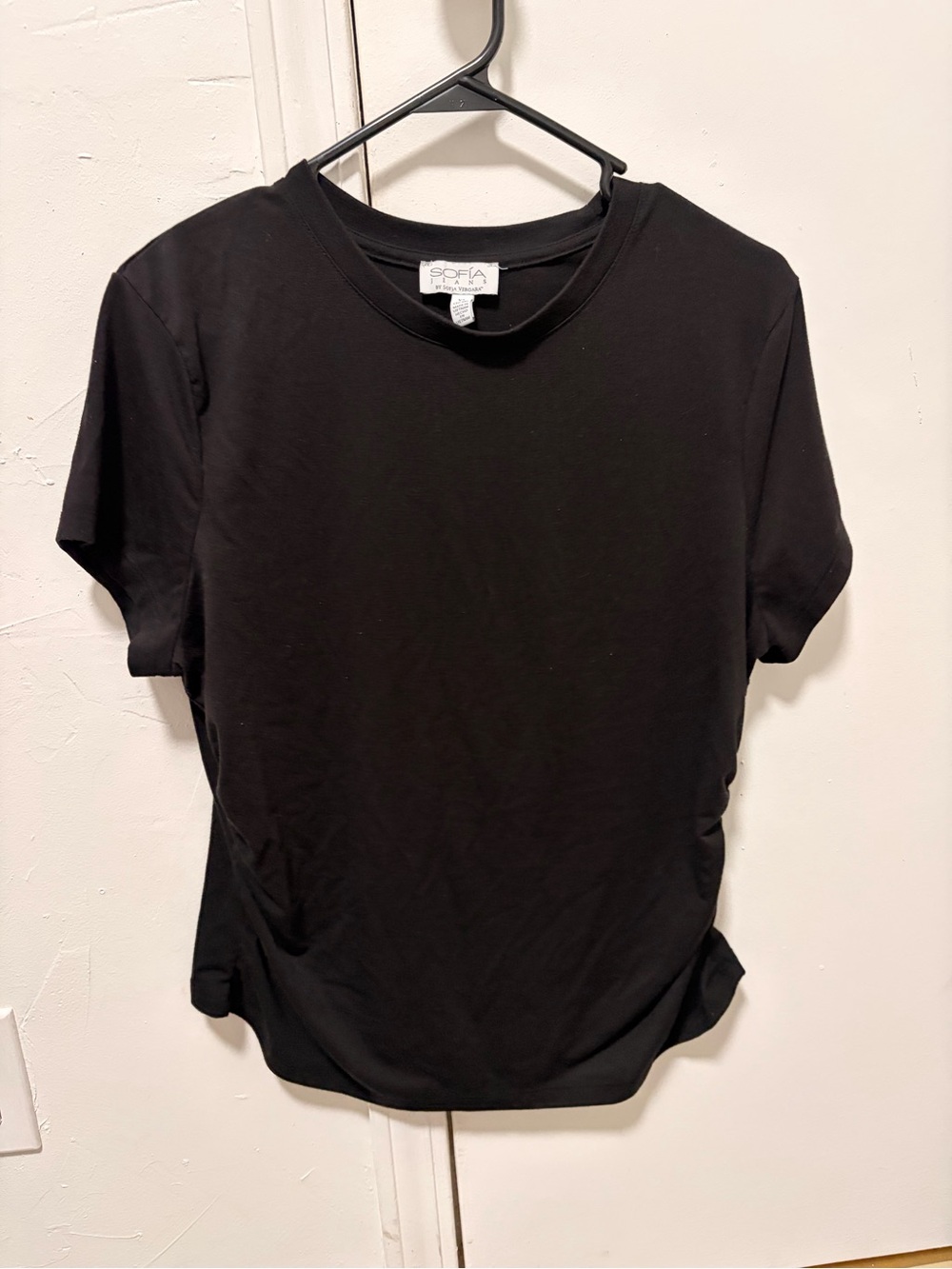 sofia by sofia vergara Black Short Sleeve Crewneck Tee